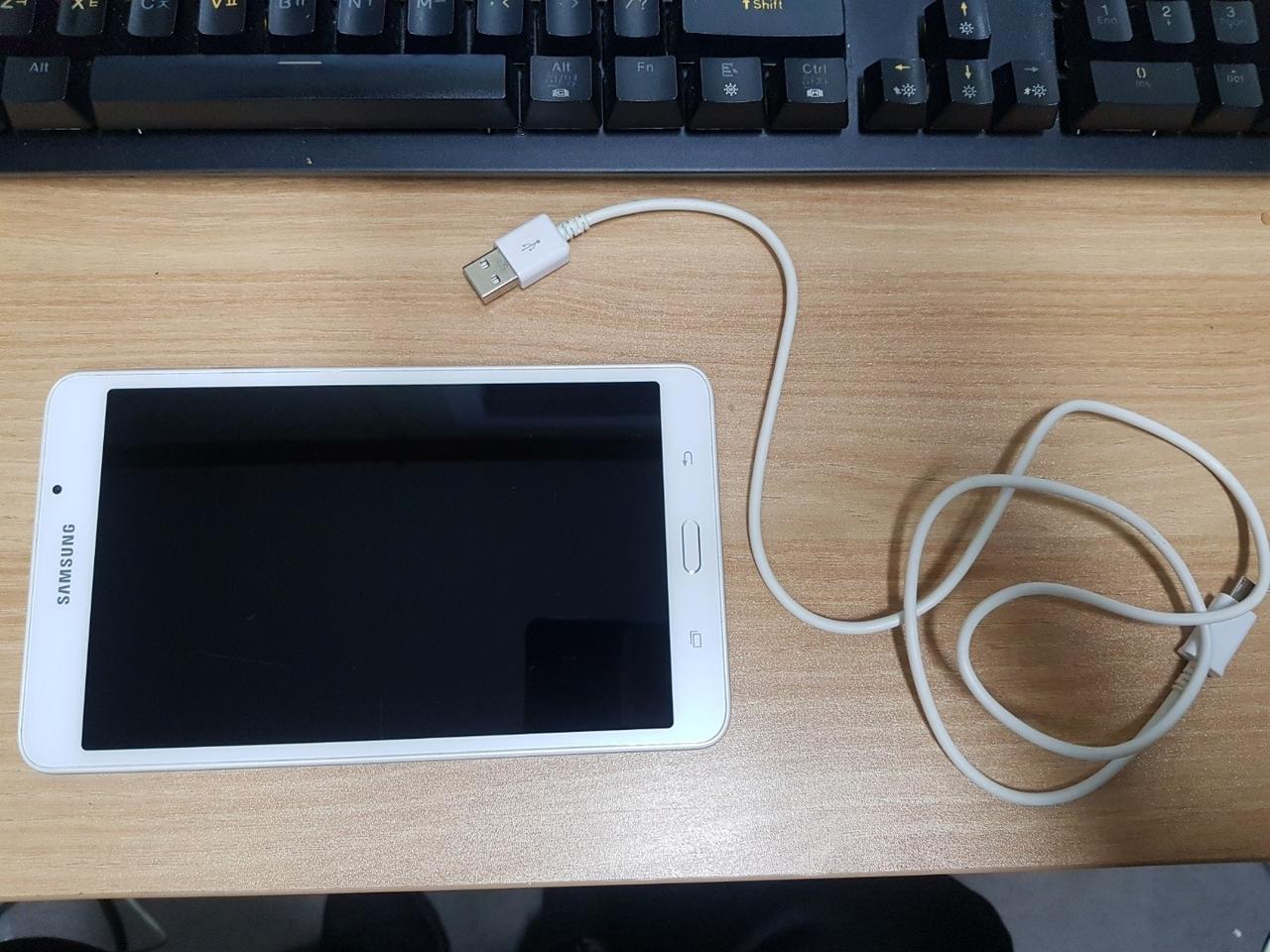 갤럭시 탭A 화이트 SM-T280