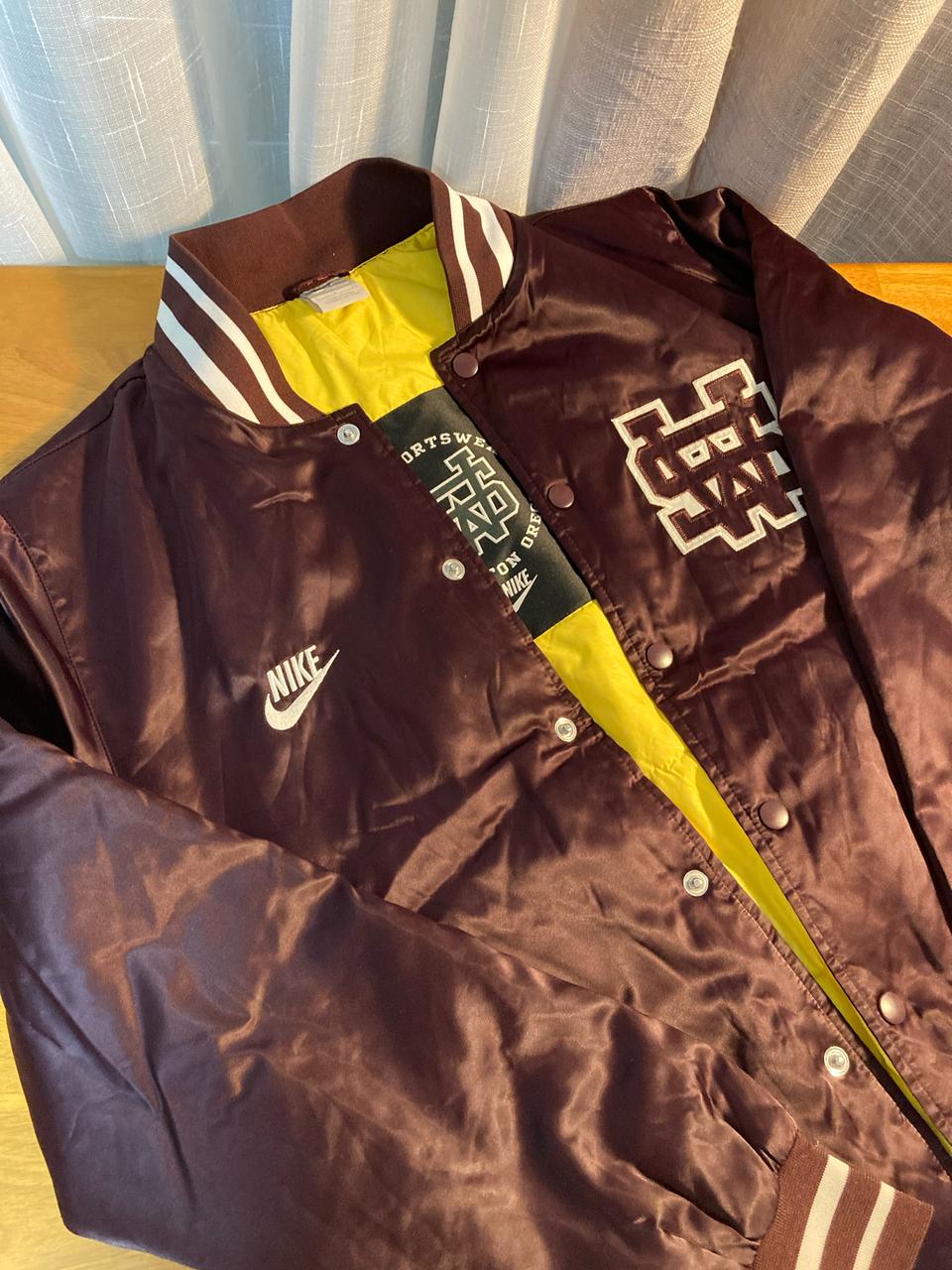 [나이키] 봄버 자켓 판매합니다