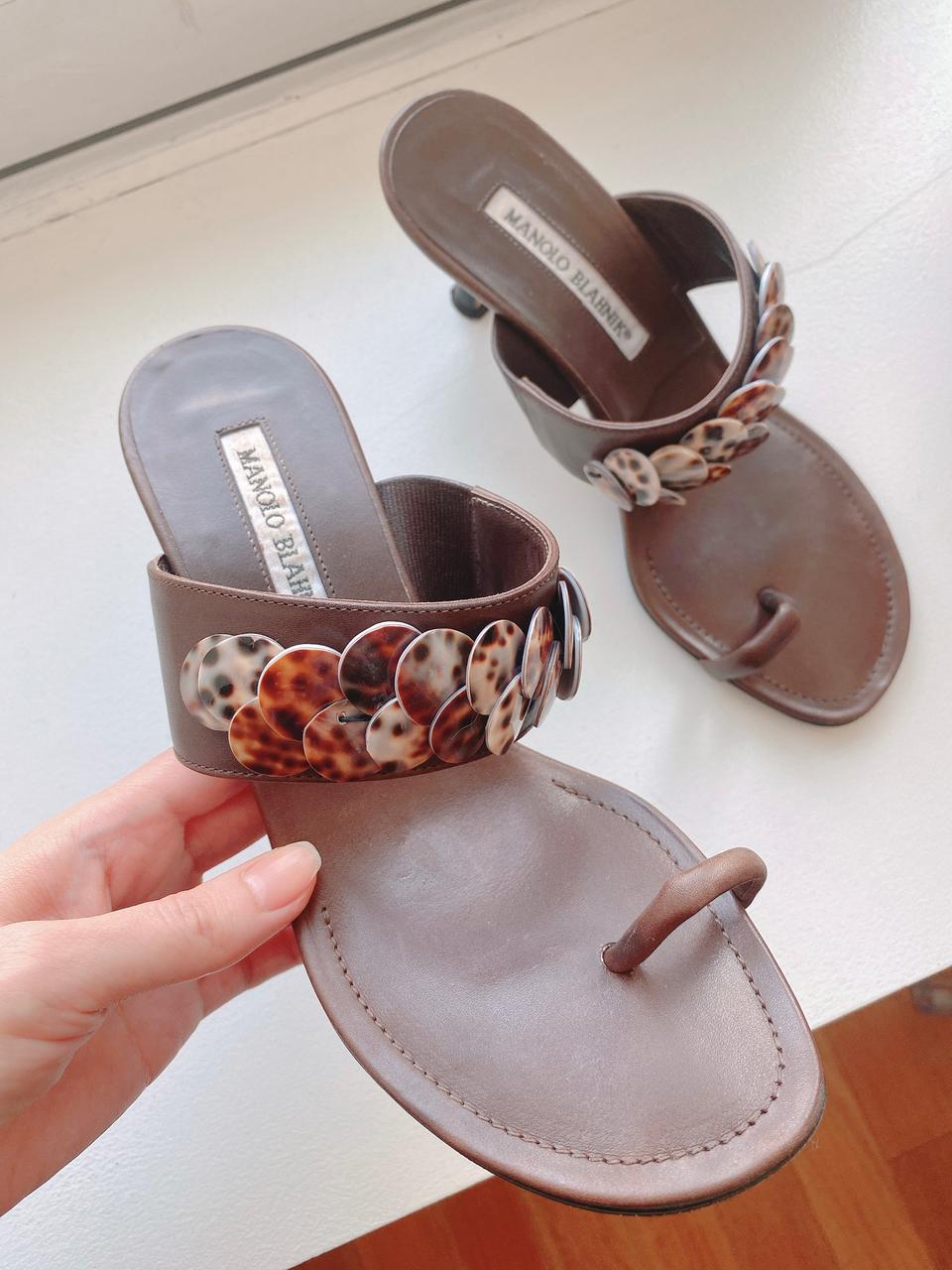 마놀로블라닉 샌들 (정품)