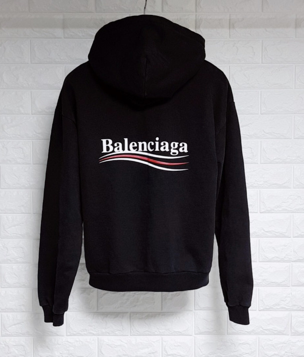 발렌시아가 후드티 급쳐 !