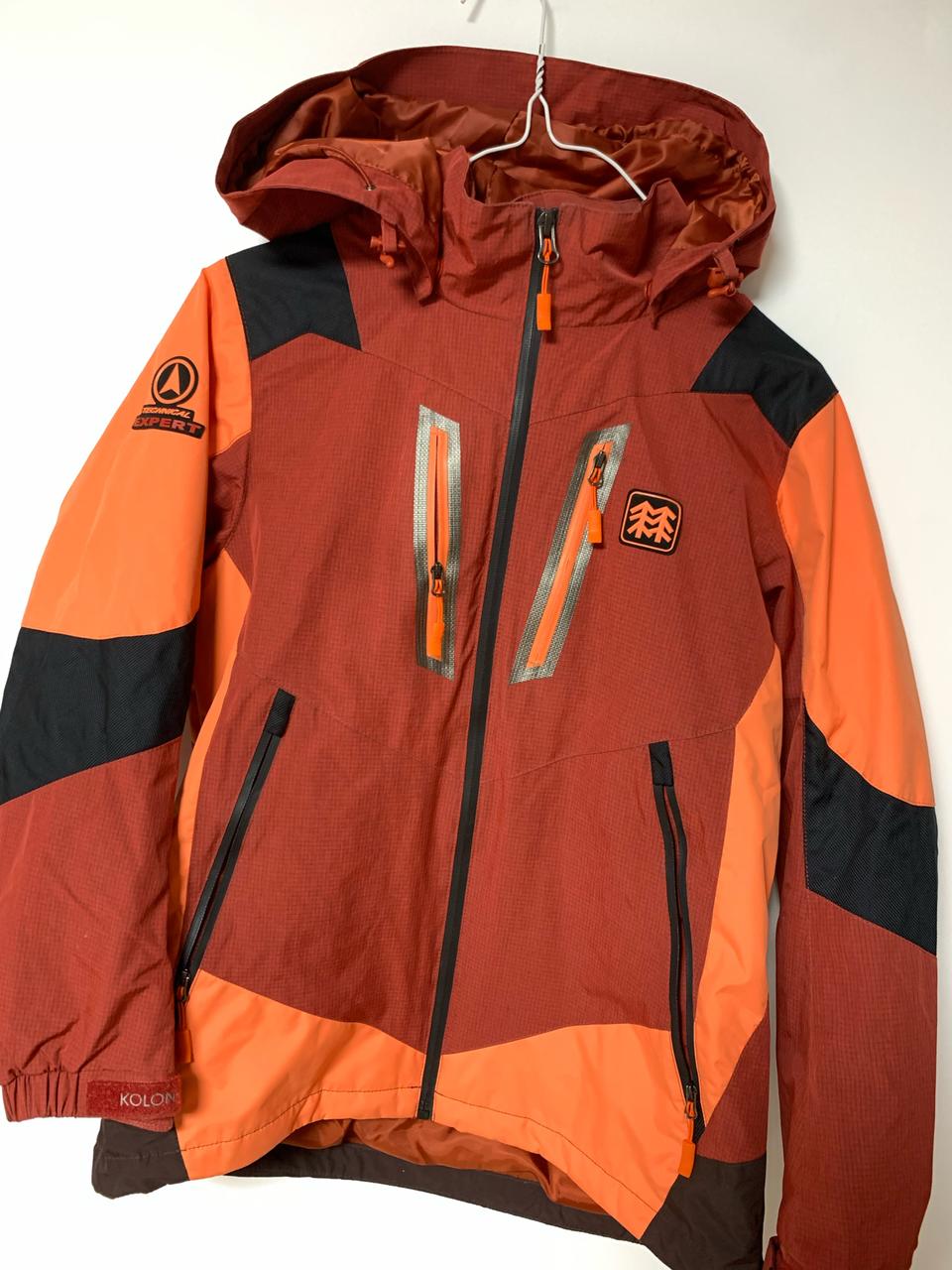 코롱스포츠 바람막이