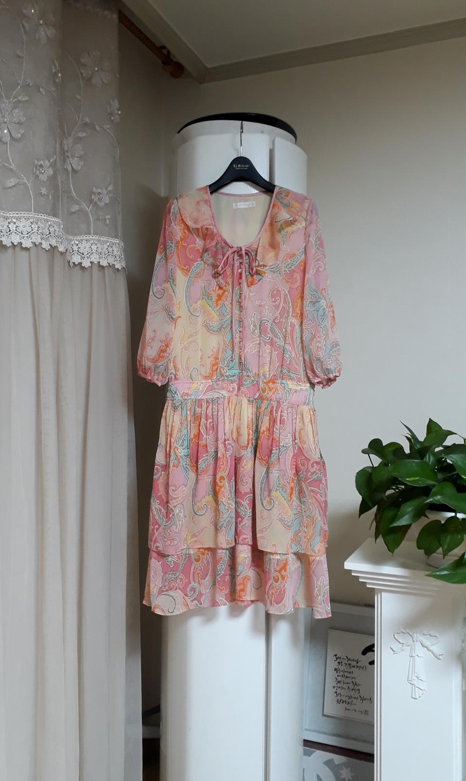 66) 아나카프리 페이즐리 쉬폰원피스