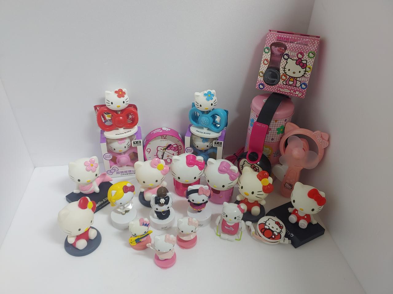 헬로우키티 피규어 시계 외 일괄판매