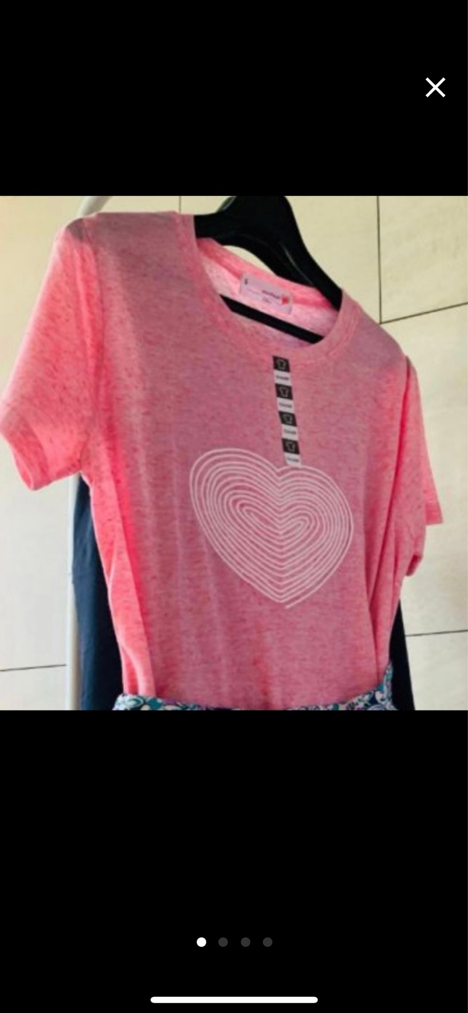 핑크입체 하트티셔츠(새상품)