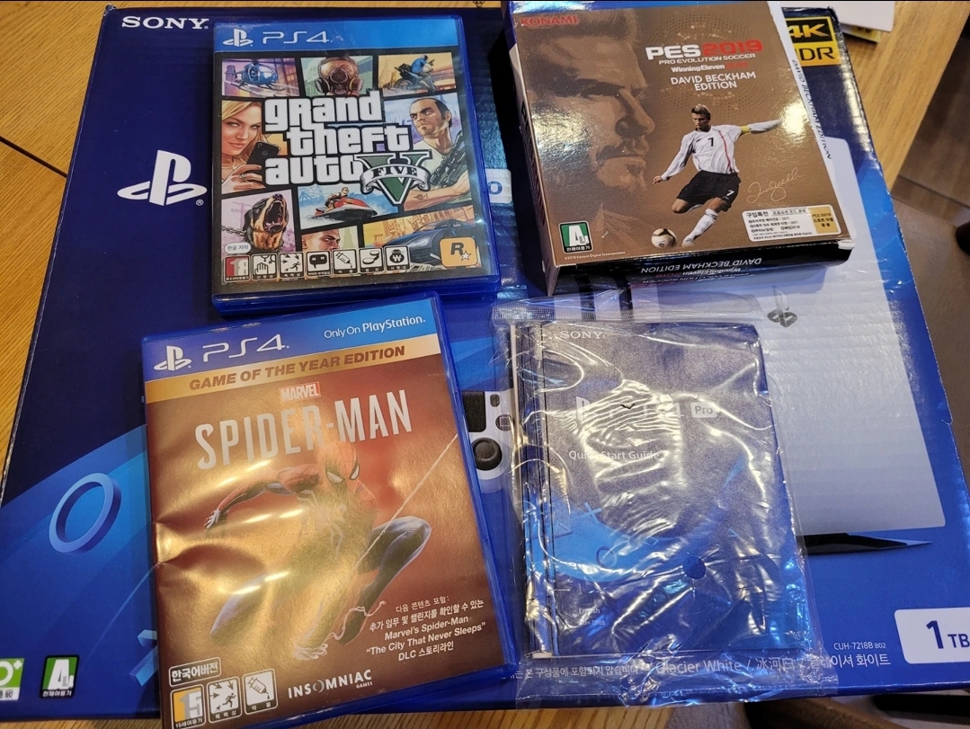 플스4 프로 7218  + 타이틀 3종