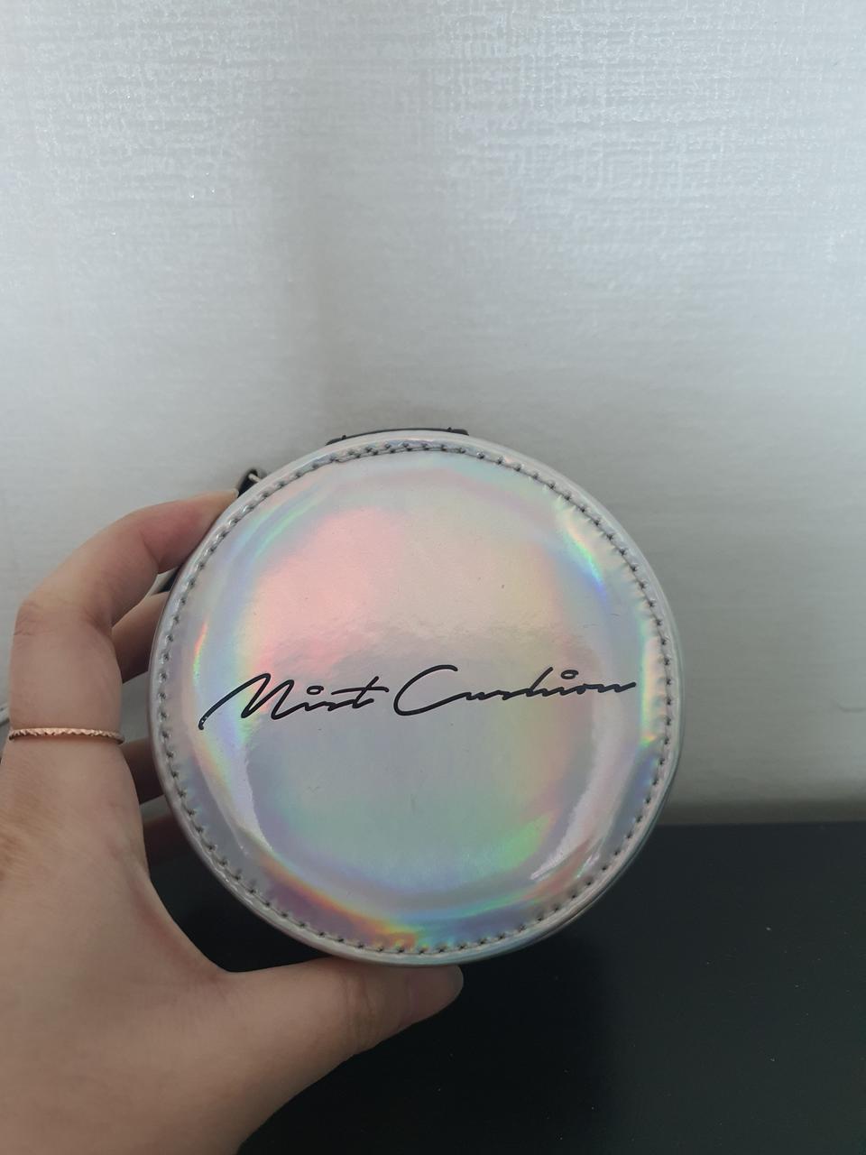 홀로그램 파우치