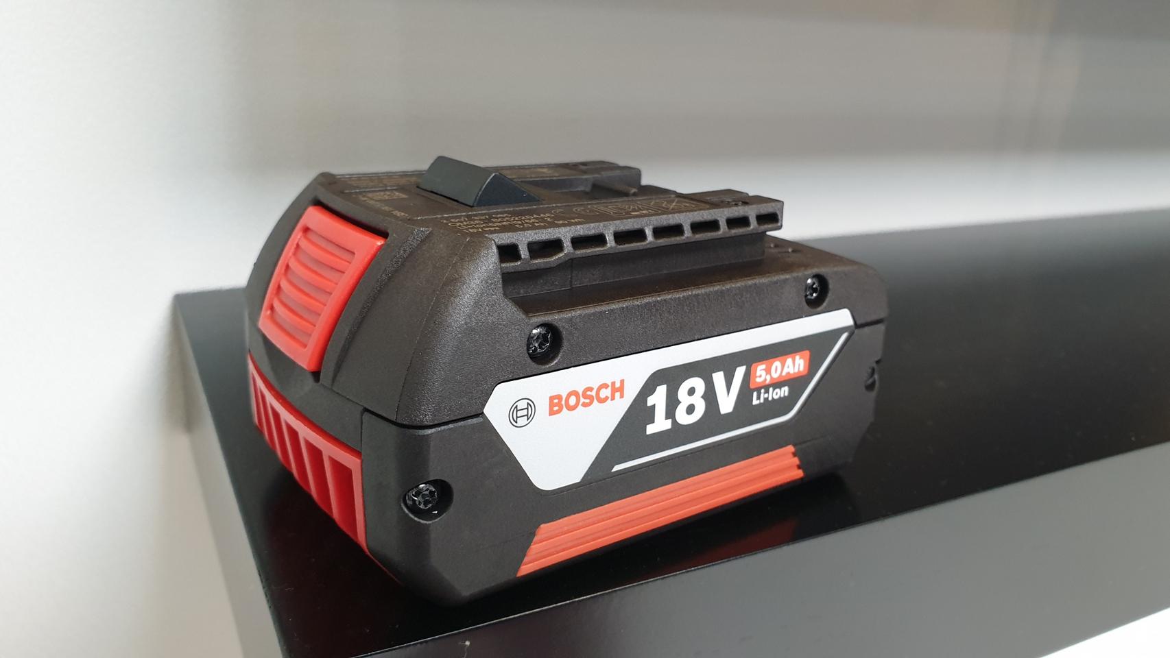 보쉬 정품 18v 5.0Ah 리튬이온 배터리 팝니다