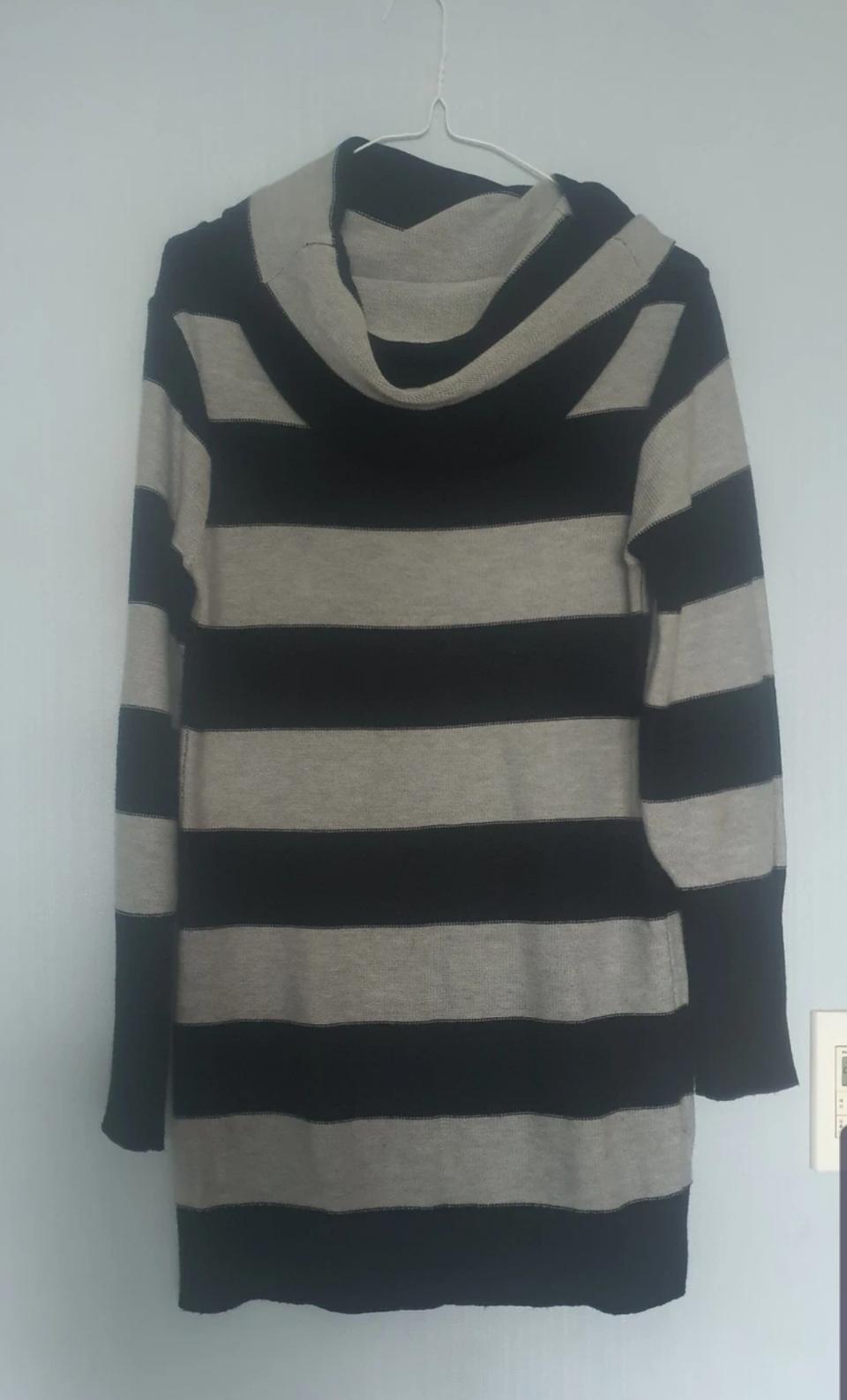 단가라 터틀넥원피스