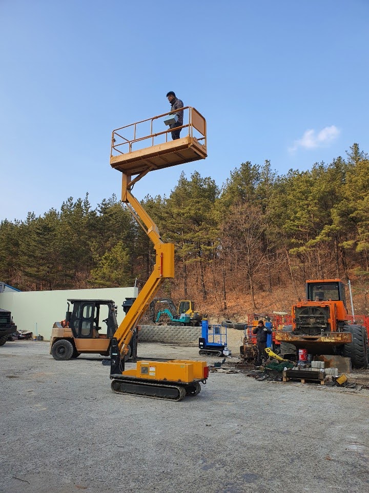 궤도형 고소작업대 발판 4.6M    발판6미터