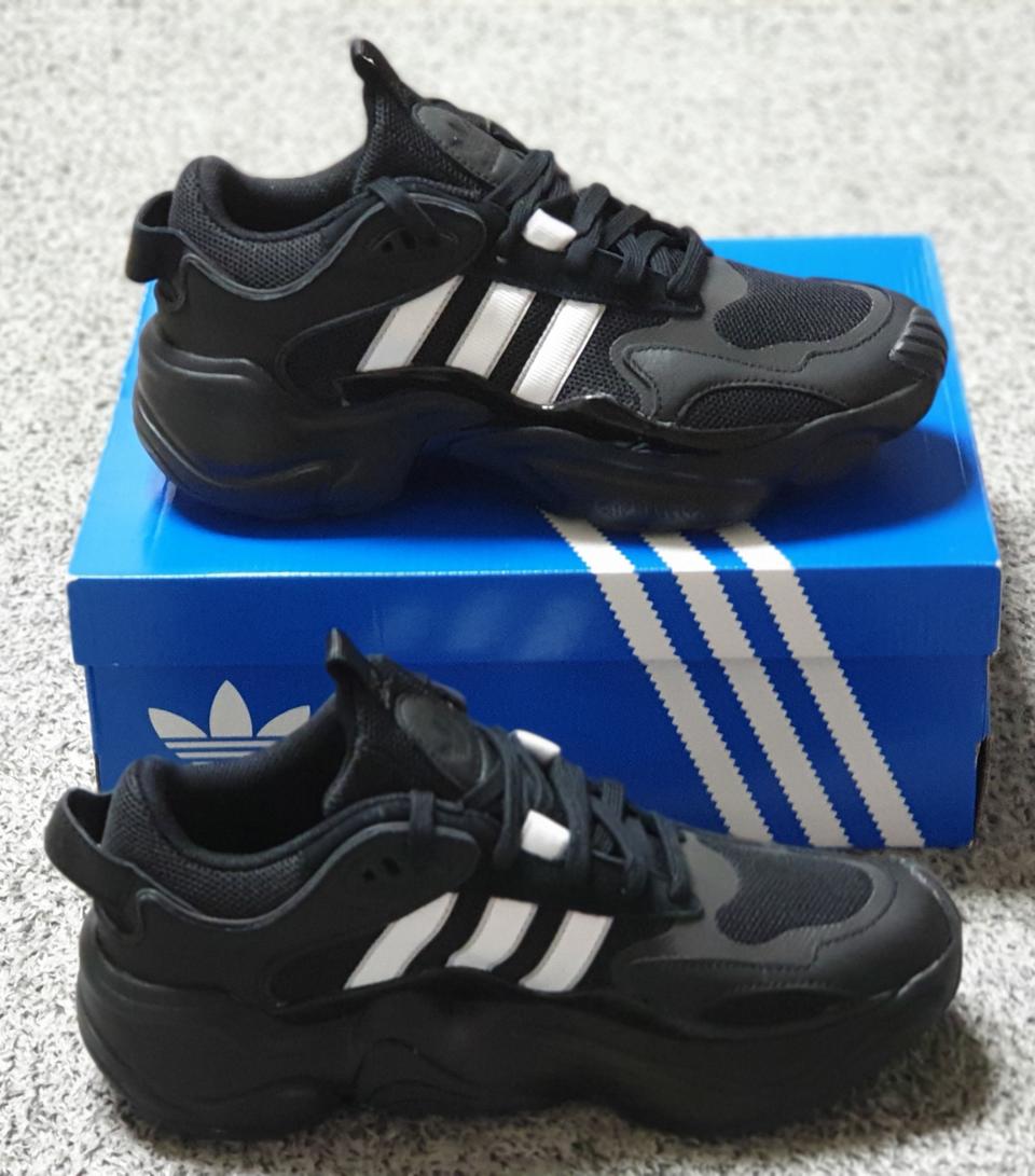 아디다스 매그무 러너 운동화 사이즈 230