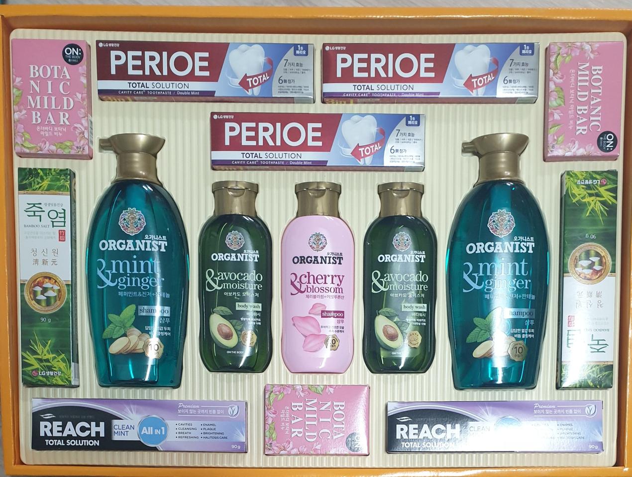 LG생활건강 생활의 기쁨 선물세트 미개봉 팝니다.