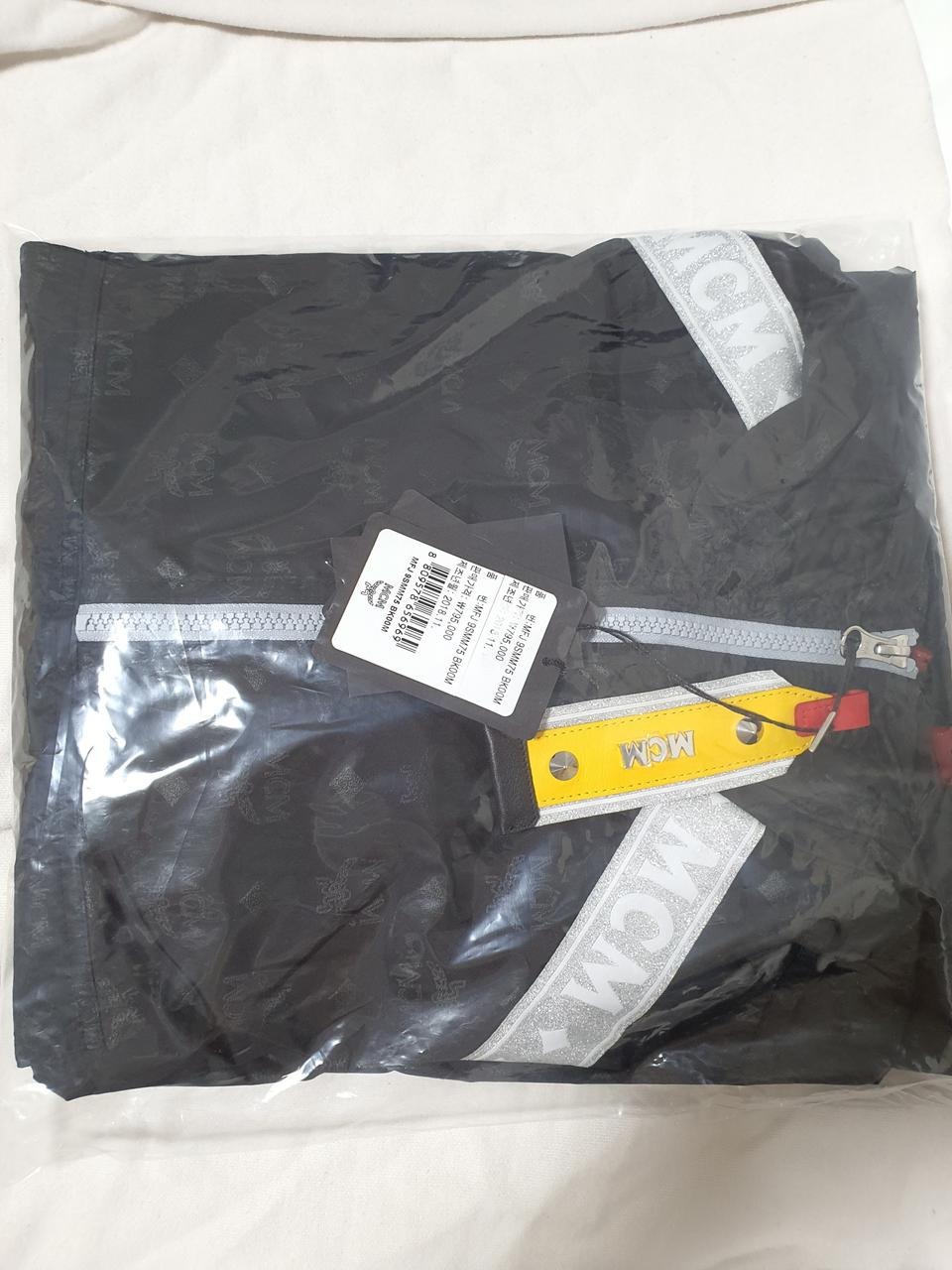 MCM 새상품 바람막이 (정품)