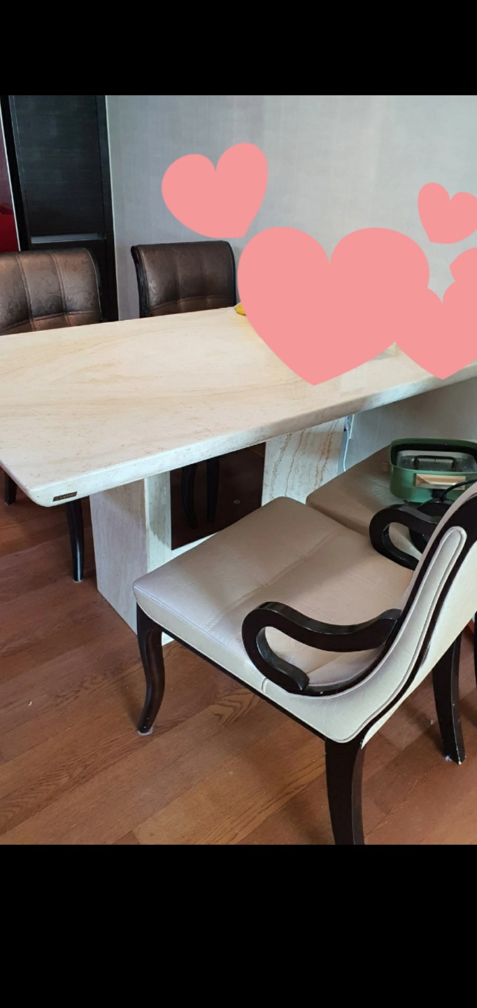 천연대리석식탁 4인용 의자4개포함