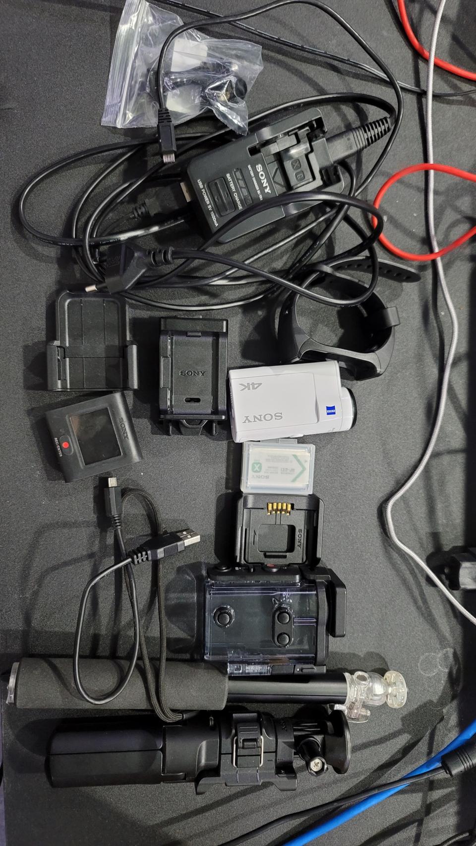 급처) 소니 액션캠 fdr-x3000r 팝니다