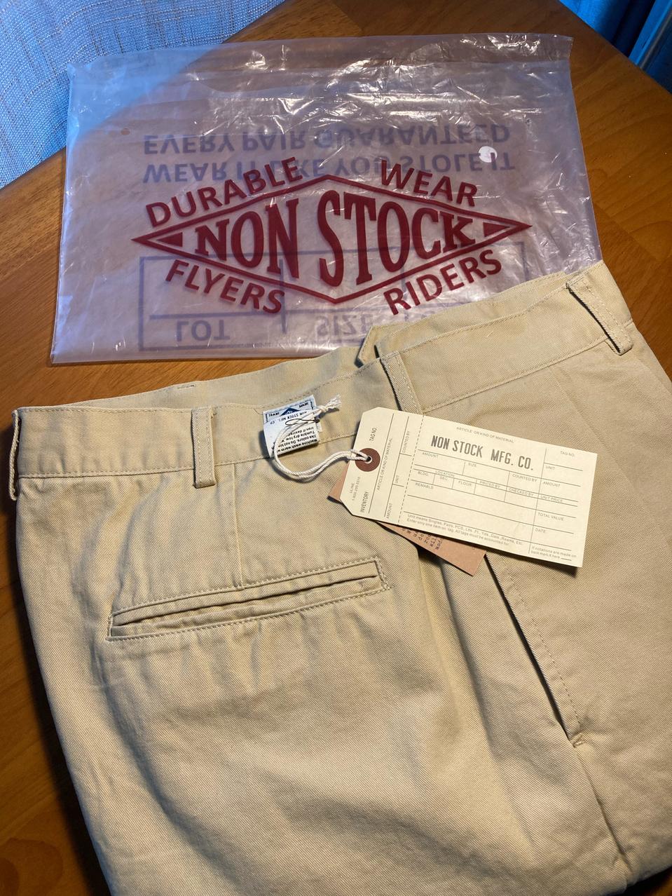 논스탁 치노팬츠 퍼티그팬츠 (베이지,XL,새상품) 판매합니다