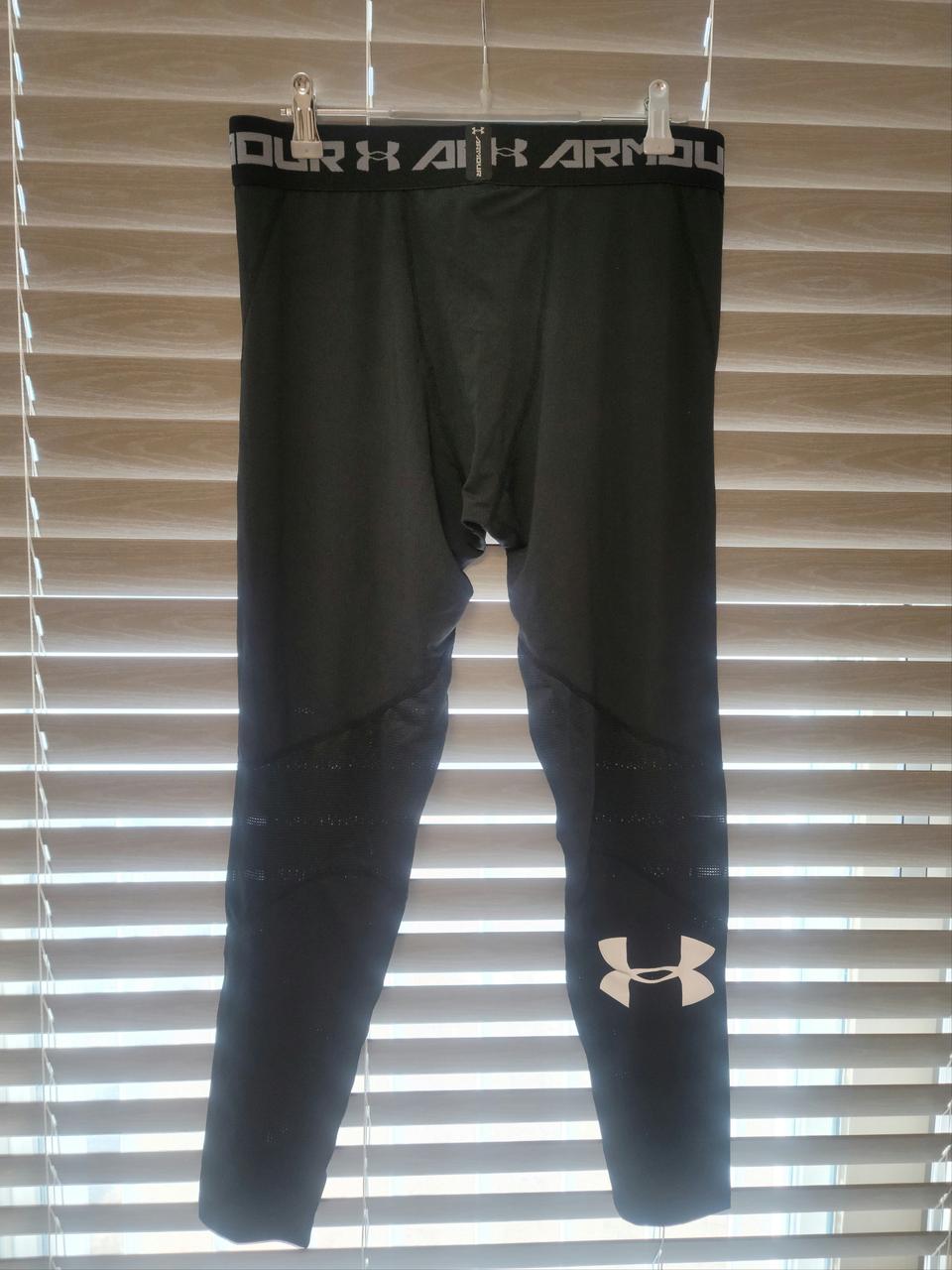 언더아머 스포츠레깅스