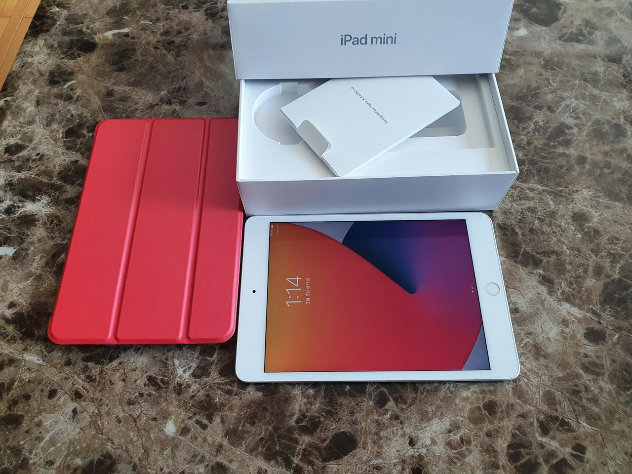 (당근마켓 판매완)S급 아이패드미니5 Wifi 64GB 배터리100%