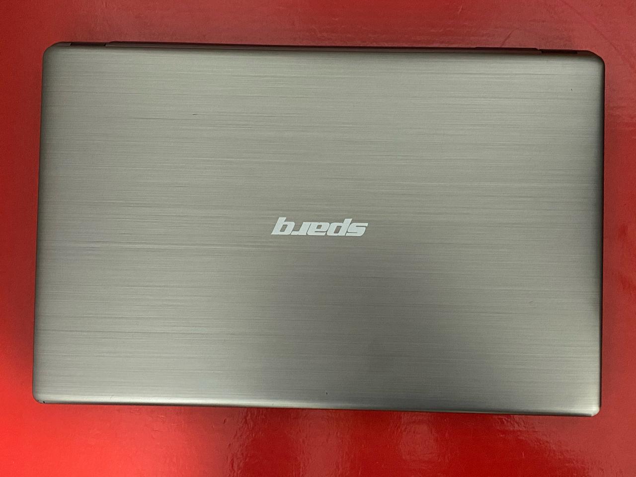 한성 17인치 게이밍 노트북 (P76) 판매합니다.