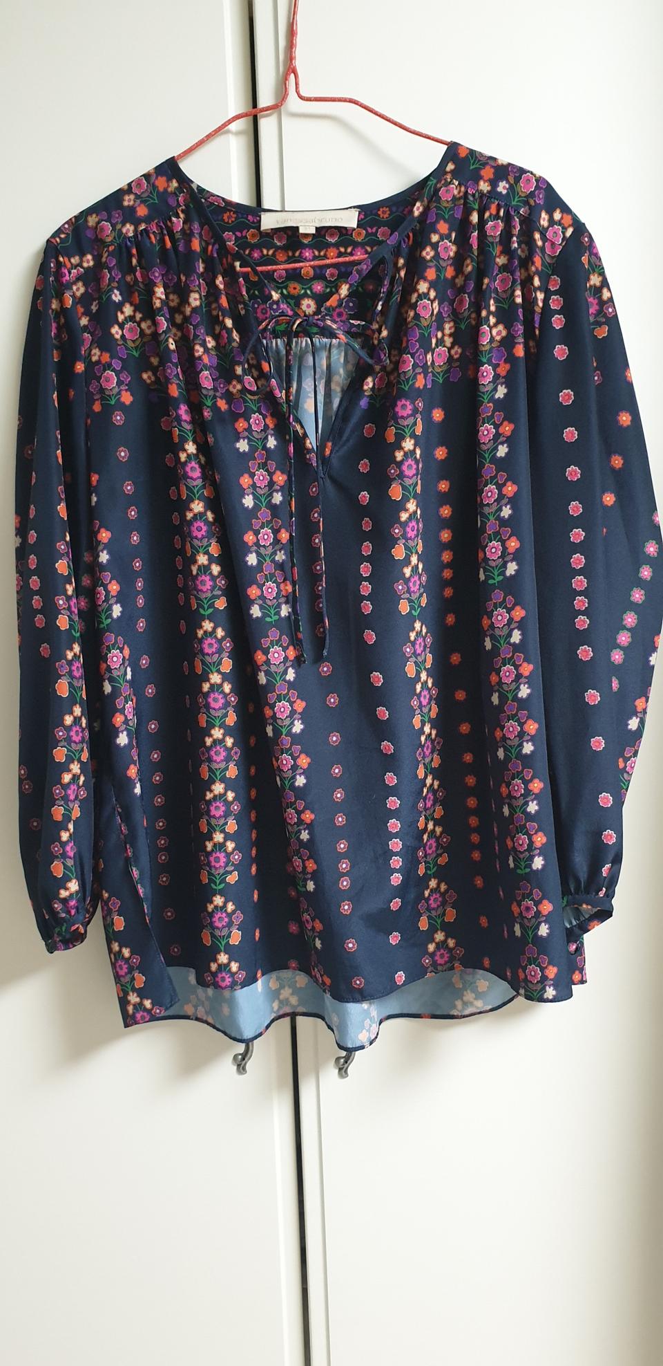 바네사부르노 블라우스