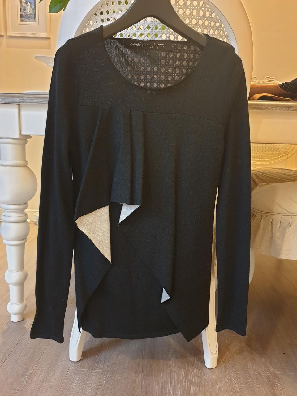 오브제 러플 블랙 니트