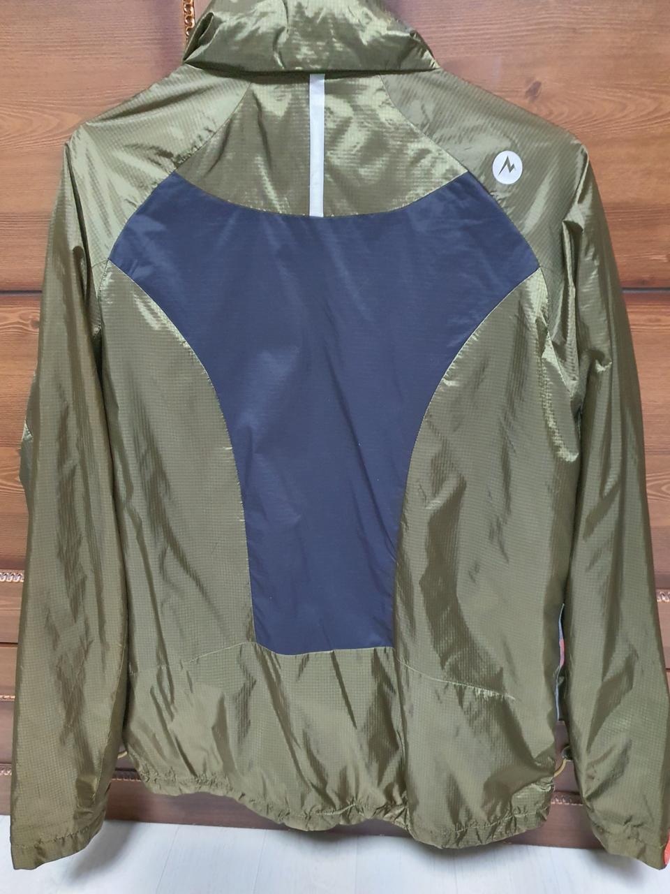 마모트 바람막이