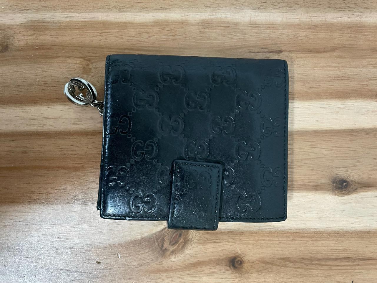 [정품]구찌 2단단지갑 팝니다 233002