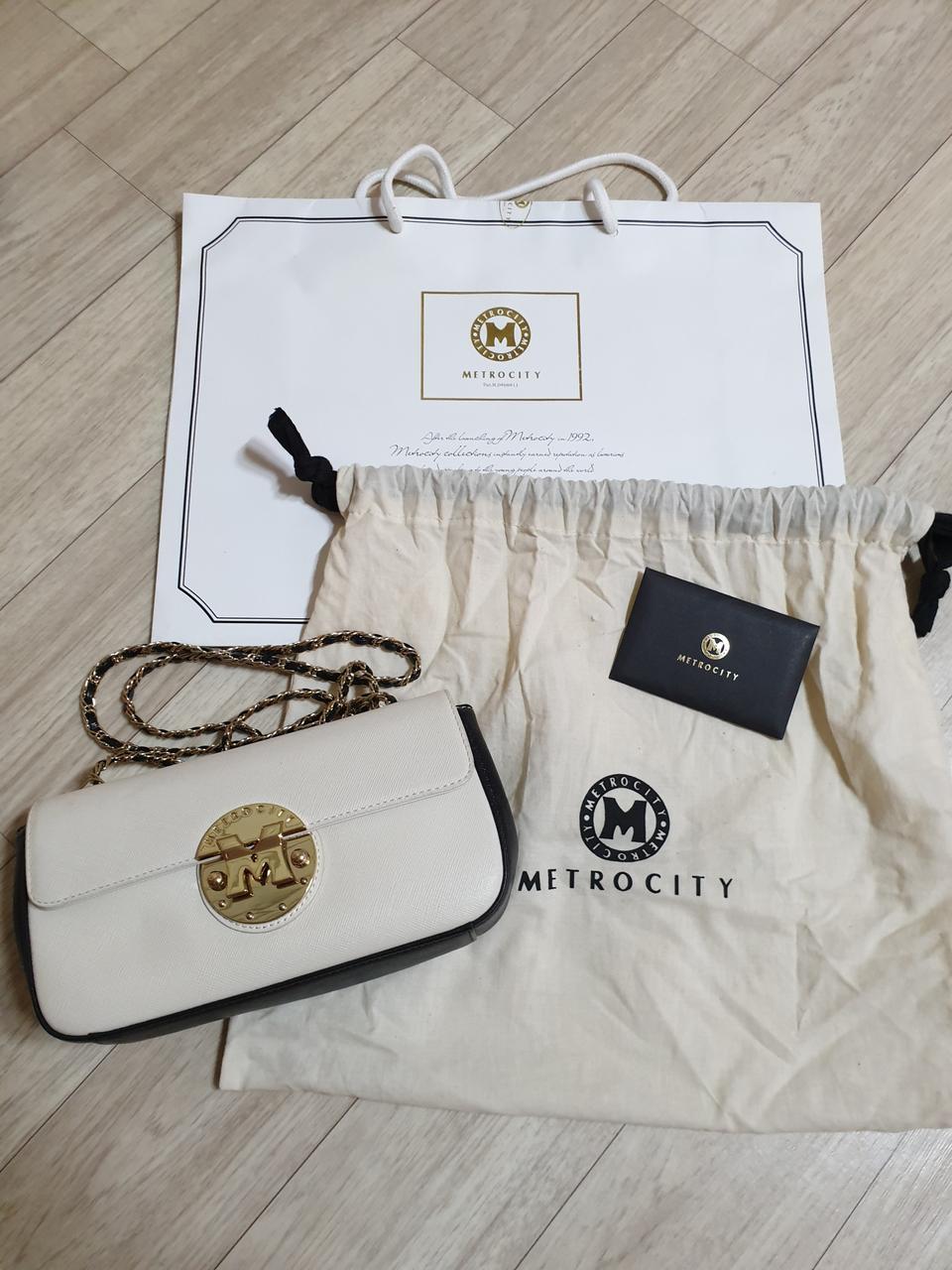 메트로시티 핸드백