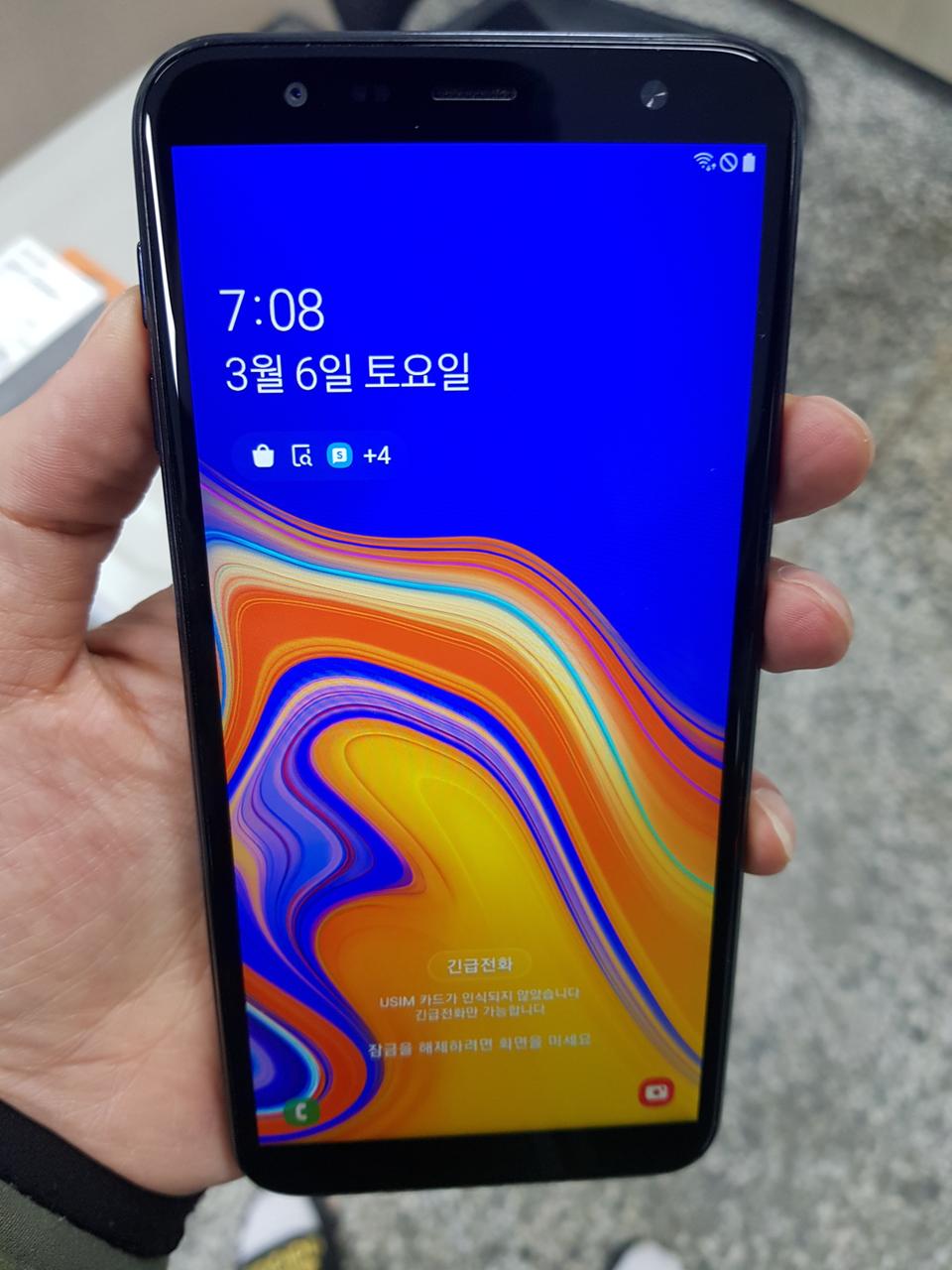 갤럭시J4+(J415)정상해지 깨끗한 공기계(대화면에 얼굴인식등 가성비굿