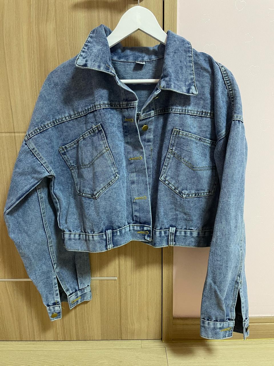 뒷단추 크롭청자켓