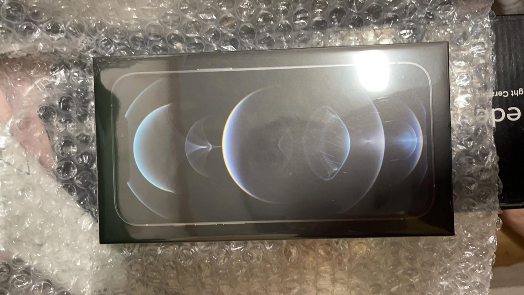 아이폰12프로맥스256실버(미개봉새상품)