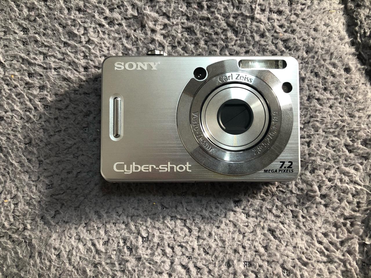 소니 싸이버샷 거의새것