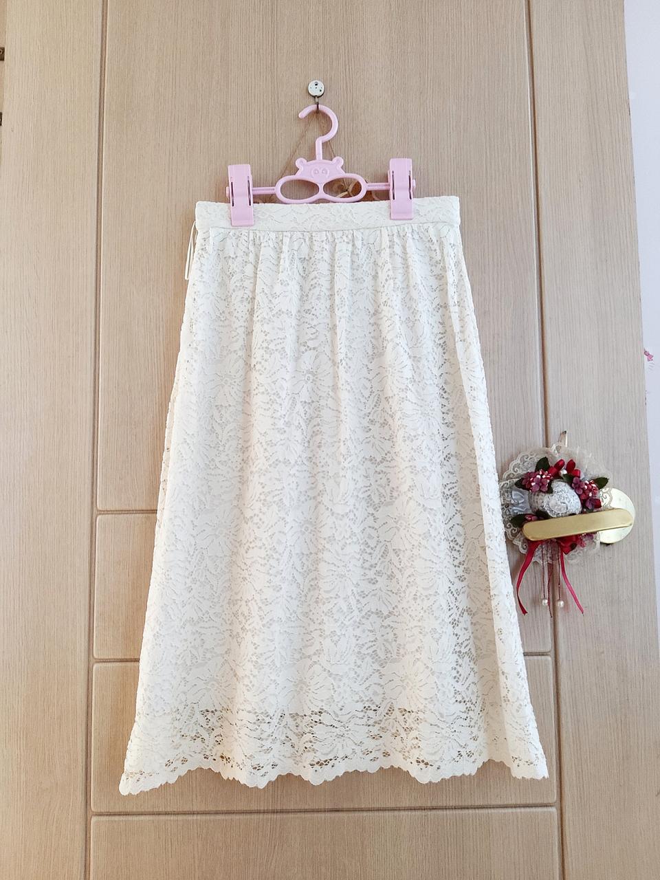 유니클로 레이스스커트