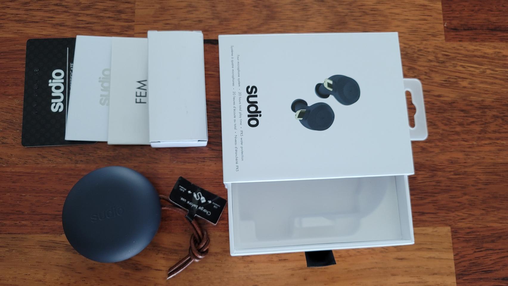 수디오 FEM 블루투스 이어폰 as 3년보장제품