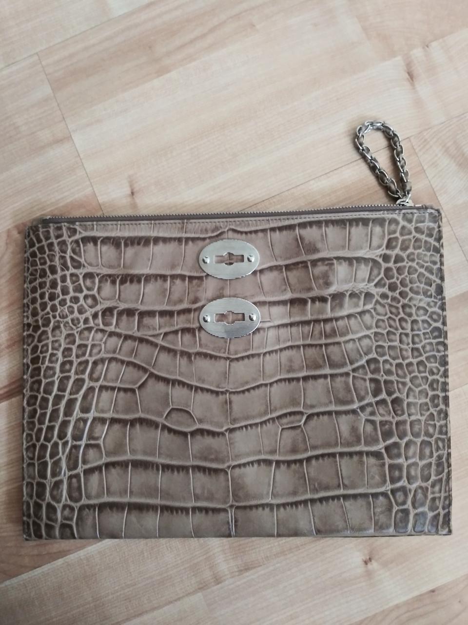 자넬라토 클러치