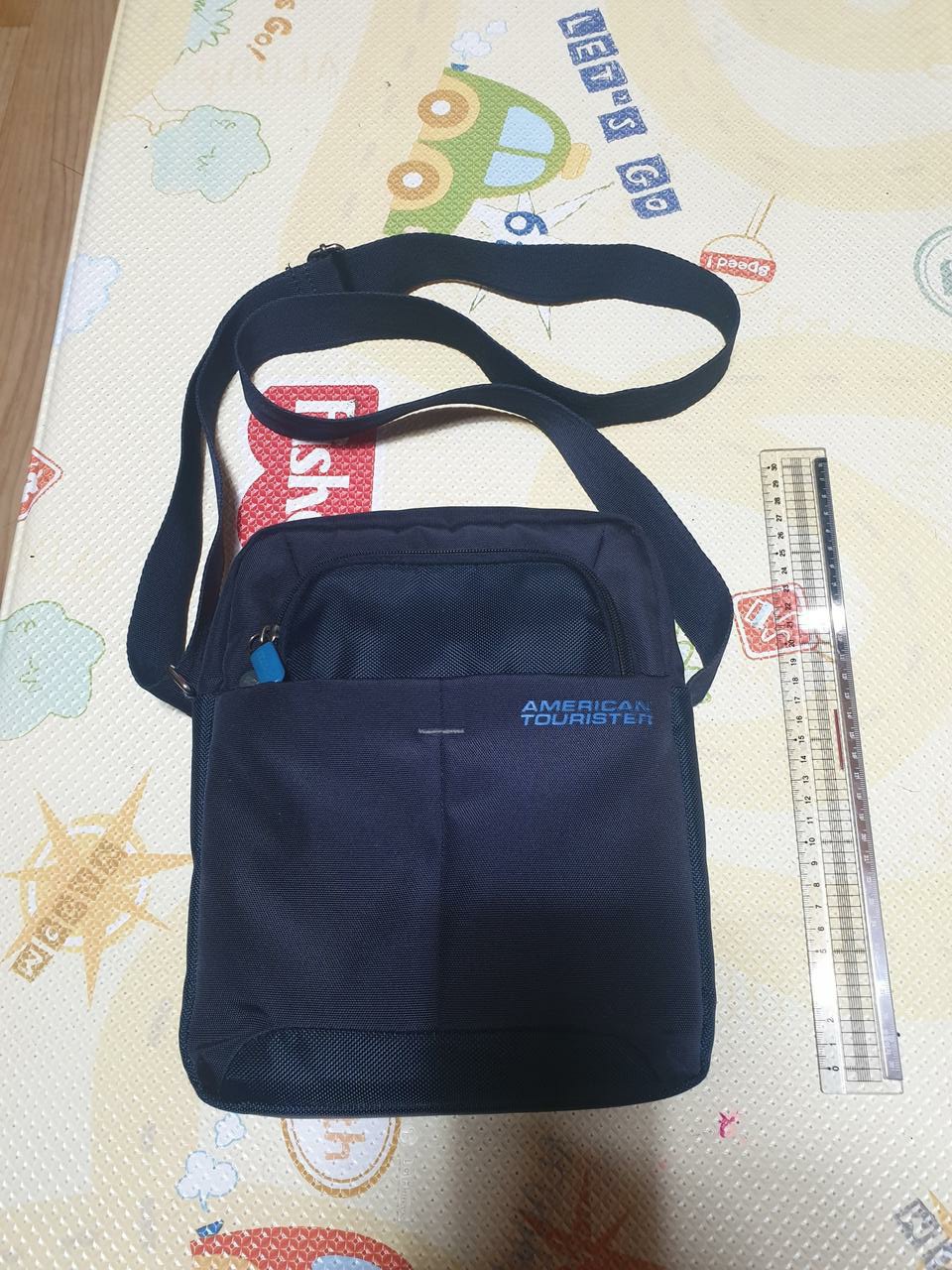 (거의새거) 정품 아메리칸 투어리스터 크로스가방