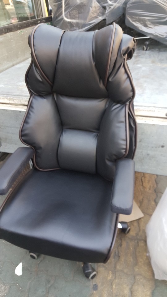 킹맨,pc방의자,pc방책상세트 가능,게임장전문