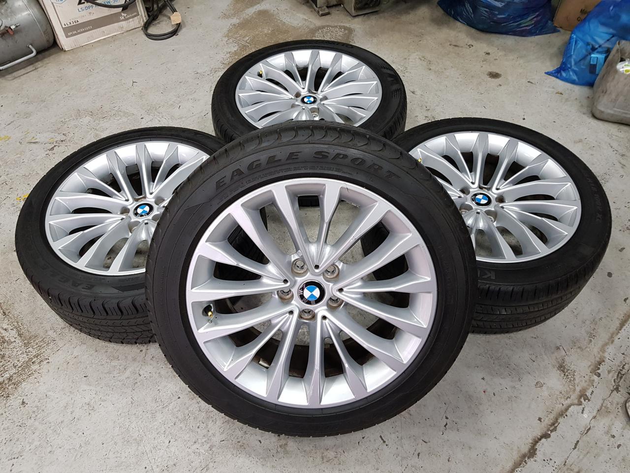 BMW G30 럭셔리 순정 18인치 휠타이어 판매합니다~