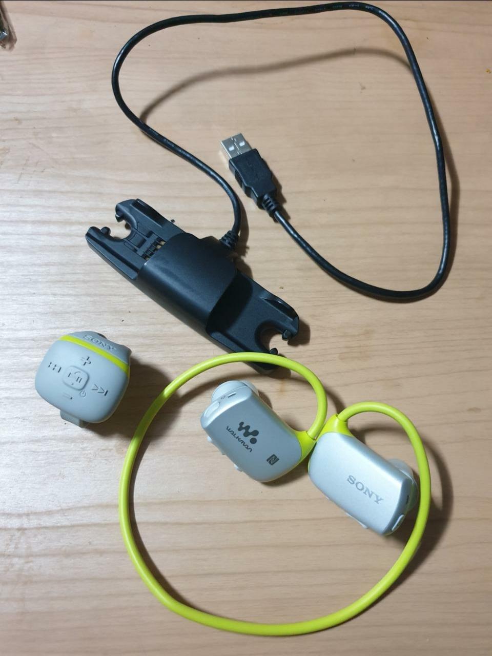 소니 블루투스 방수 MP3 Player