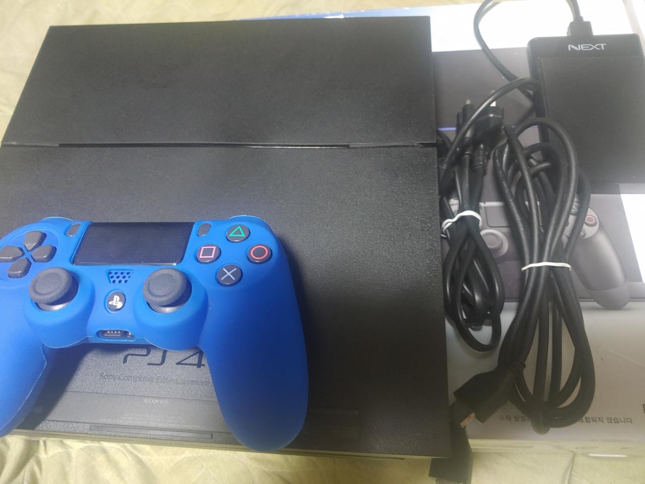 ps4 6.72(7.02대응)커펌ㄱㄴ 1테라 a급 풀박스 판매합니다