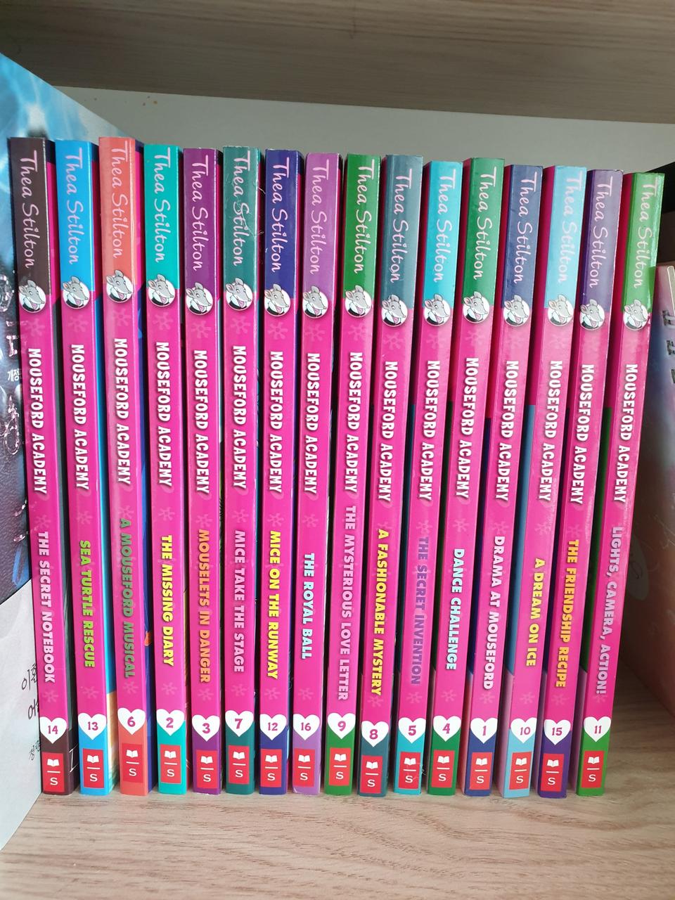 티아스틸턴(thea stilton mouseford academy)