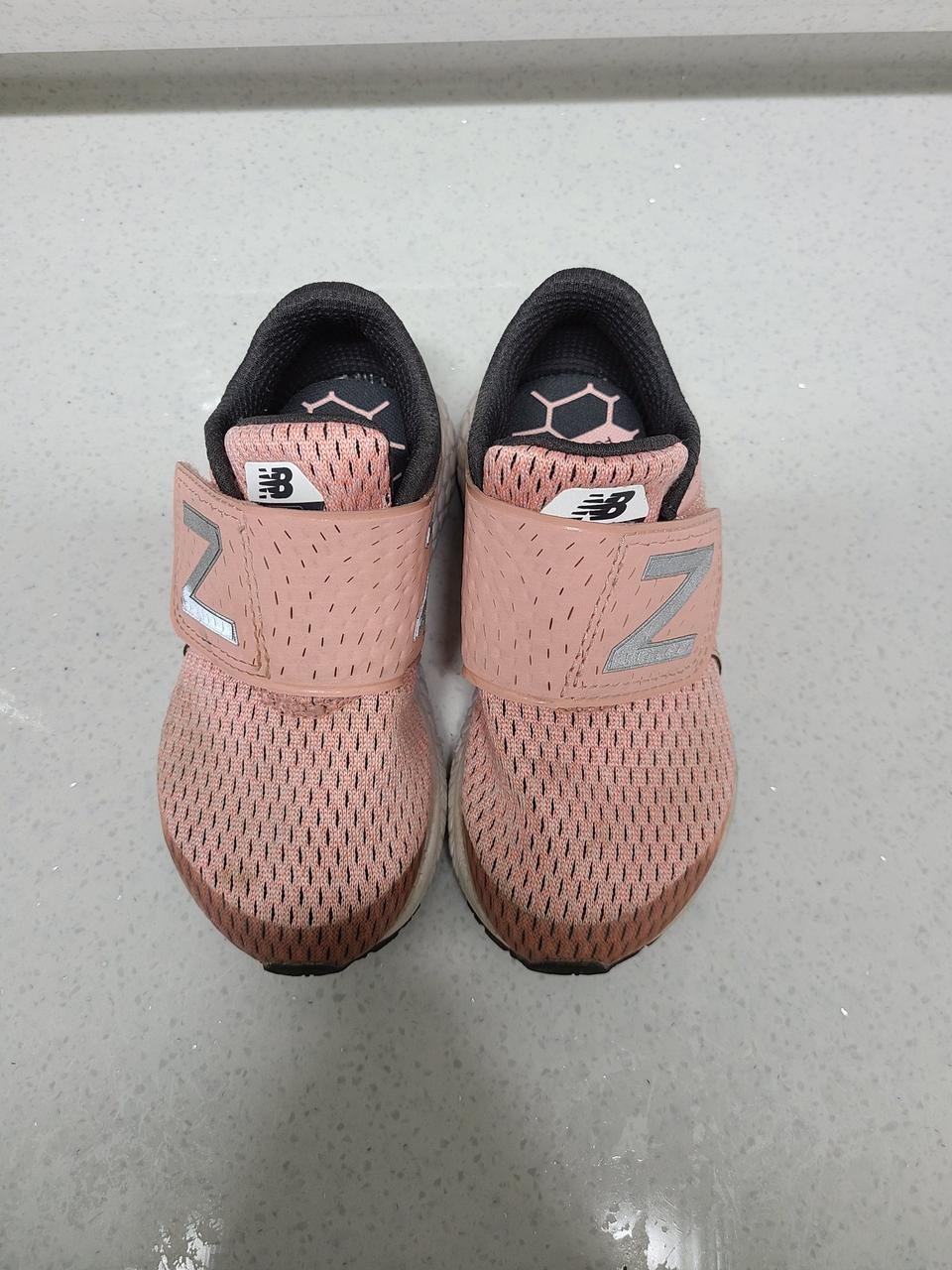 뉴발란스 키즈 운동화 1번신은 거의새상품 170사이즈
