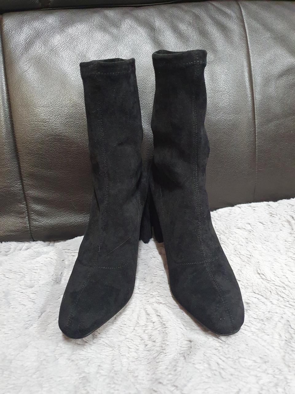 새)lavieshu 스웨이드 부츠.삭스부츠.삭츠힐 (245)