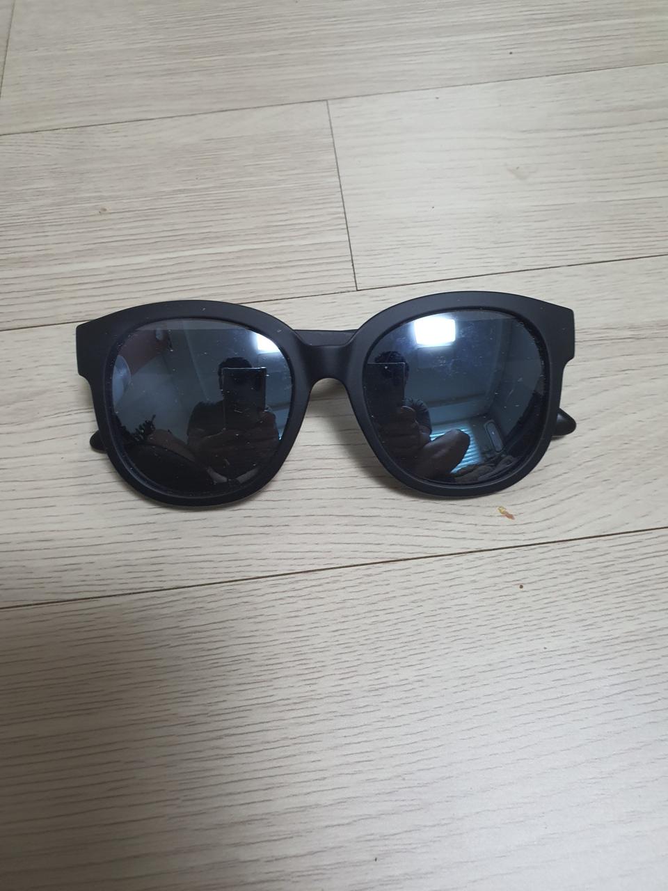 비욘드클로젯   선글라스