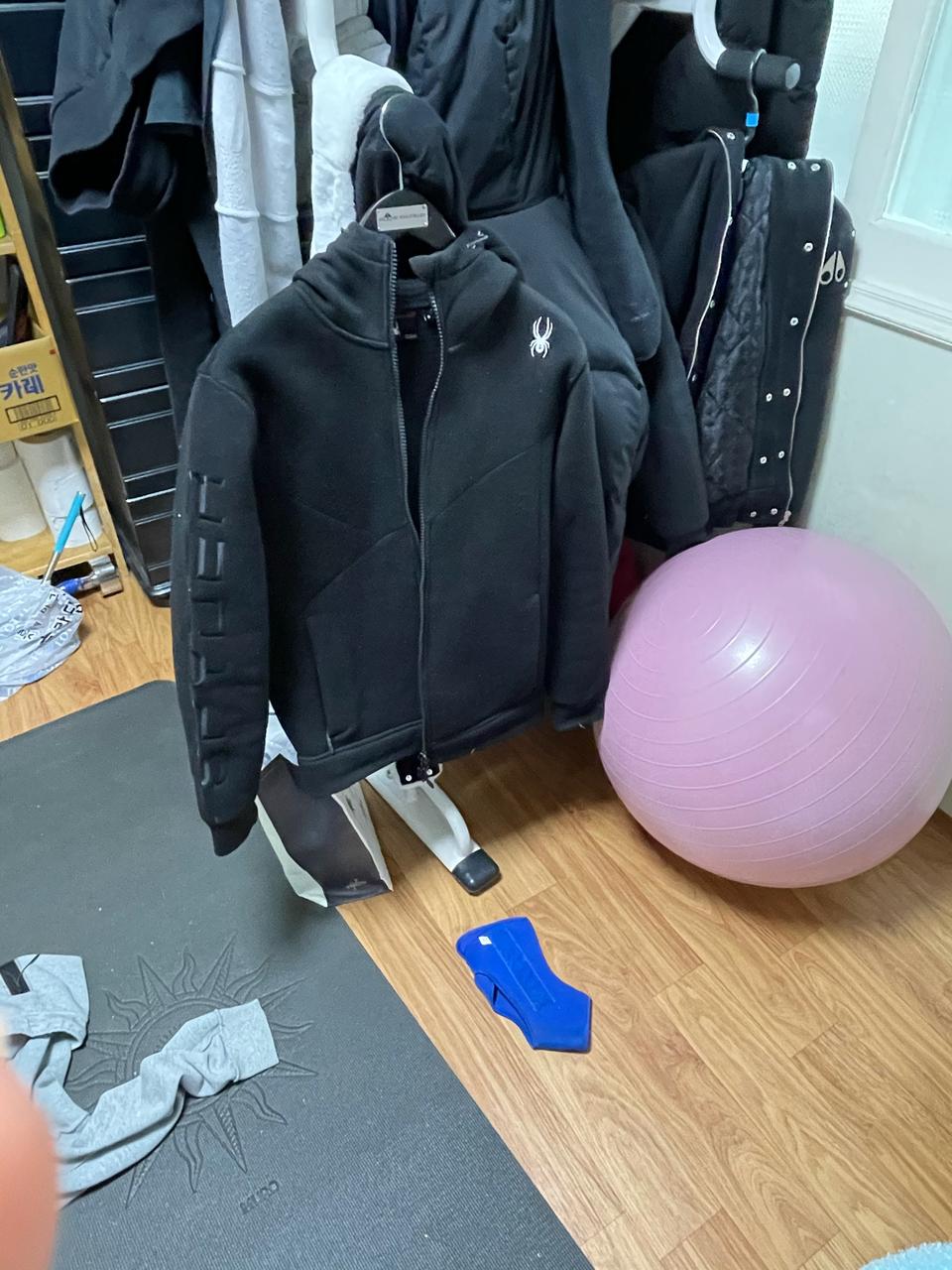 스파이더후드집업