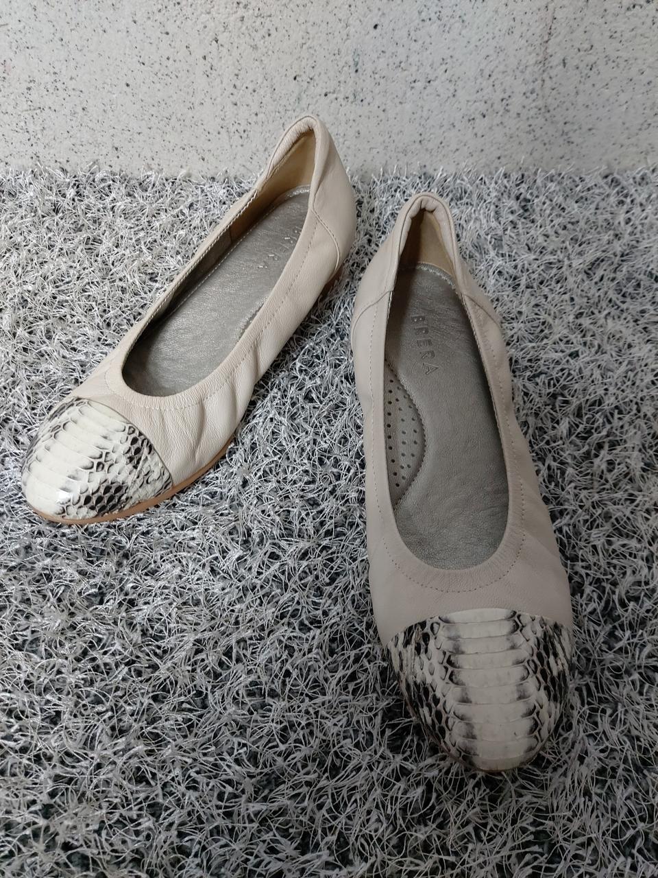 245 브레라 단화