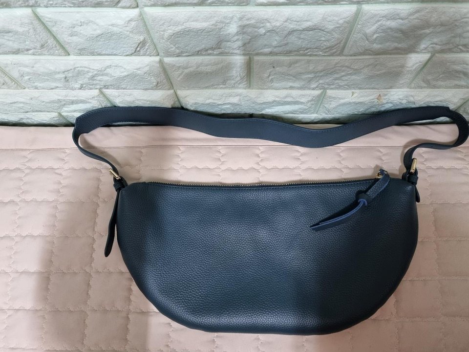 델라스텔라 | 세컨웨어(헬로마켓) 델라스텔라 | 세컨웨어(헬로마켓)