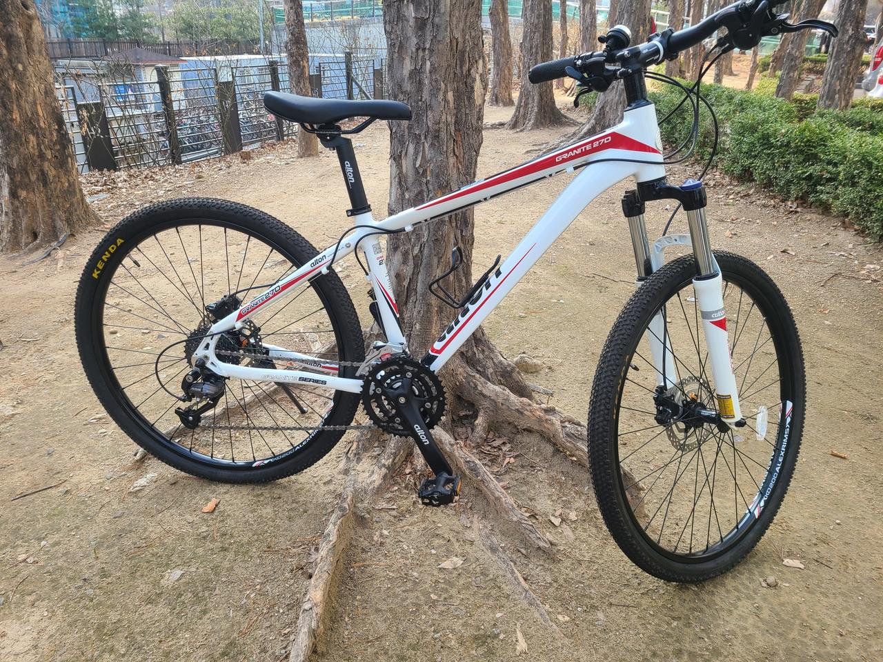 알톤 (Alton) 그라니트 27D (MTB) 팝니다