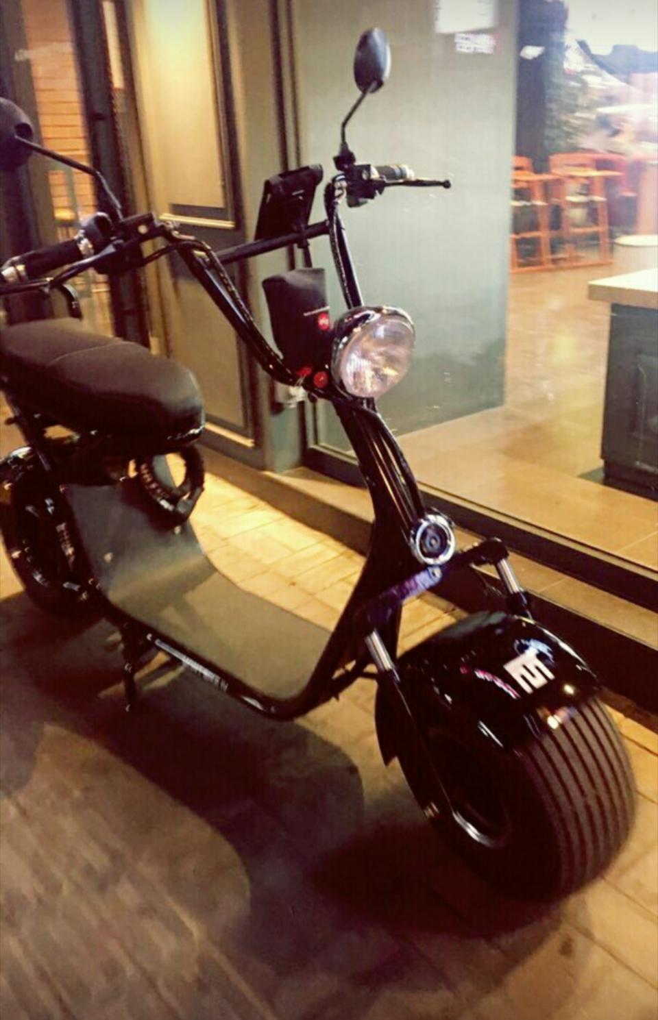 리콘바이크 몬트4 전기스쿠터 블랙