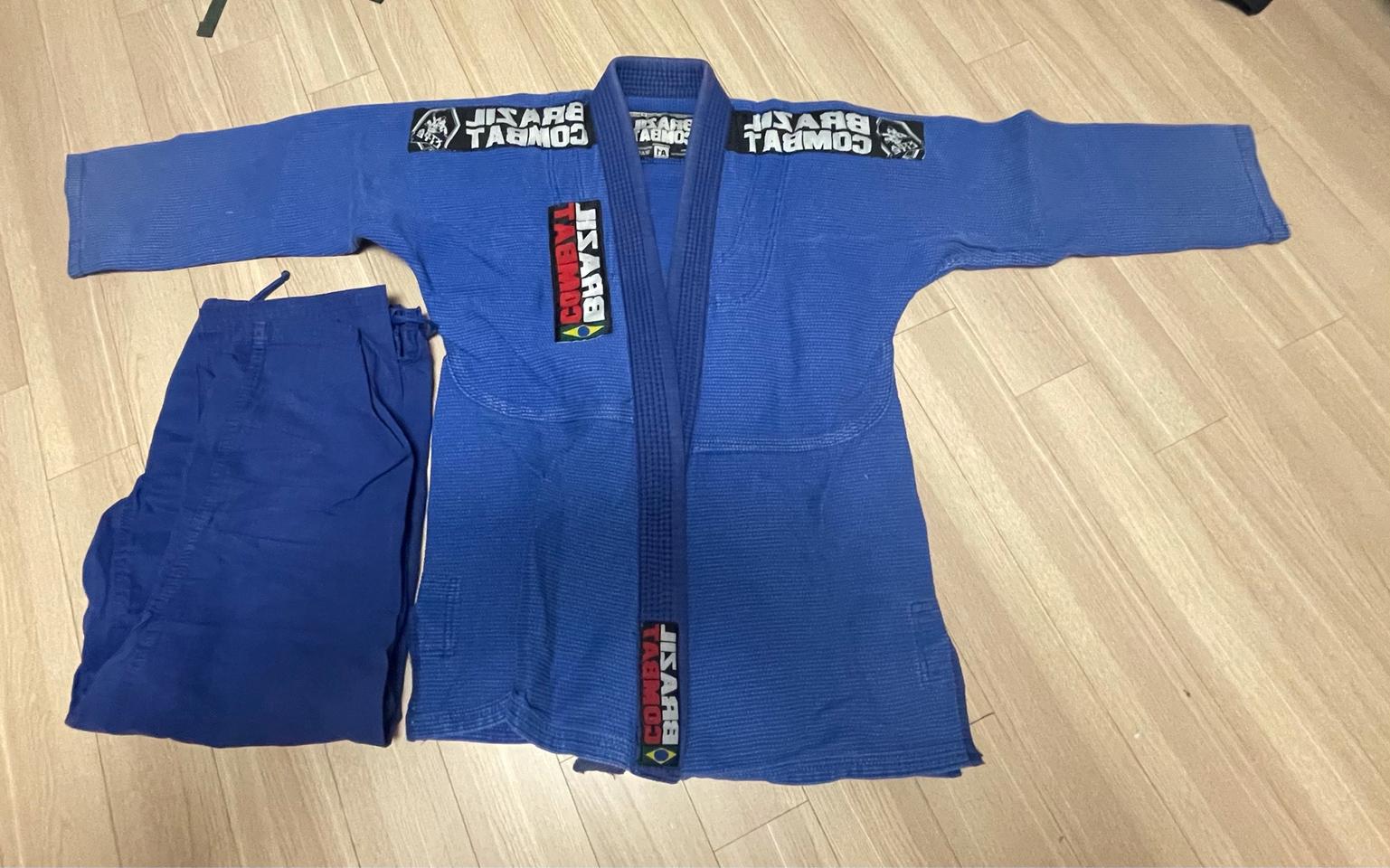 세상에서 가장 가벼운 주짓수 도복 브라질컴뱃 A1