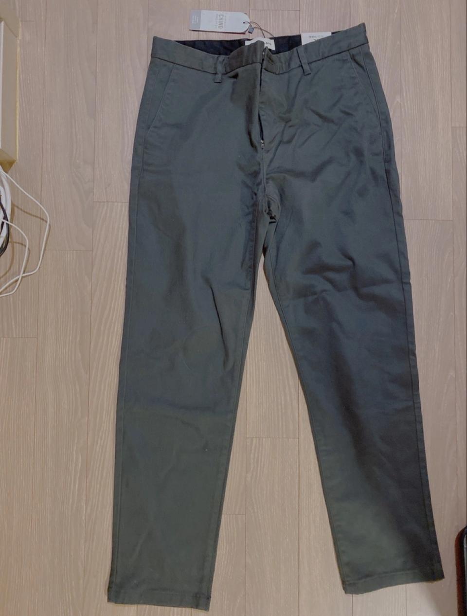 지오다노(새제품) 남성바지(33) 2개  판매